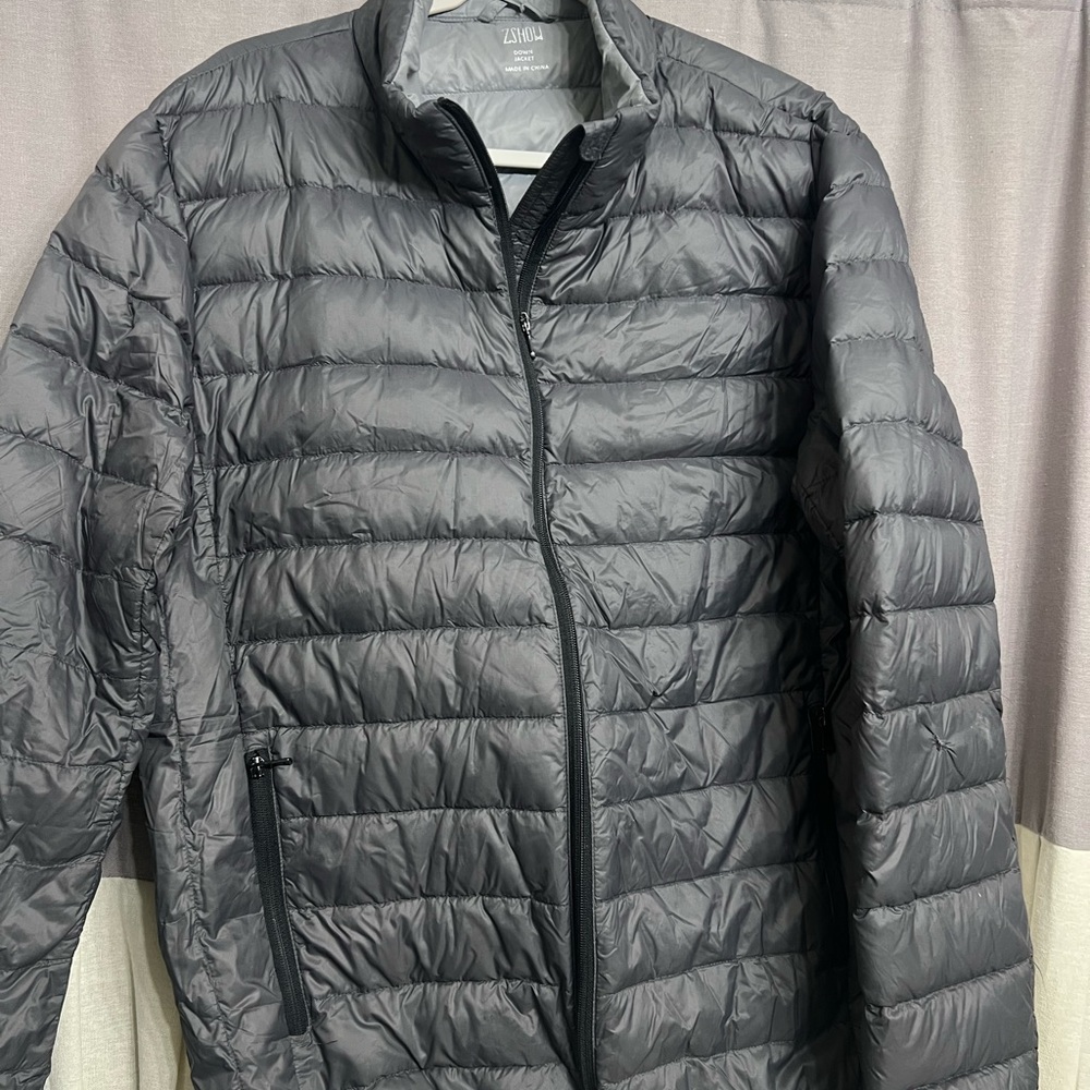 ZSHOW unisex Down puffer jacket men or women size large